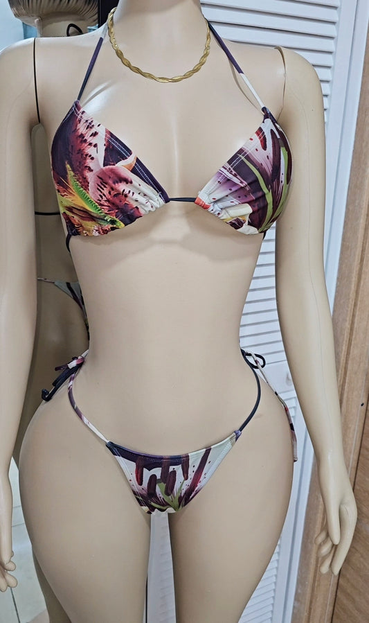 Melinda Bikini